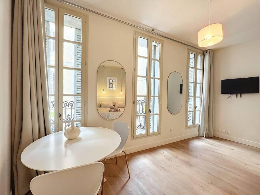 Elegant - Hyper Centre & Climatisation - Les Freres De La Loc' Apartment Marseilles