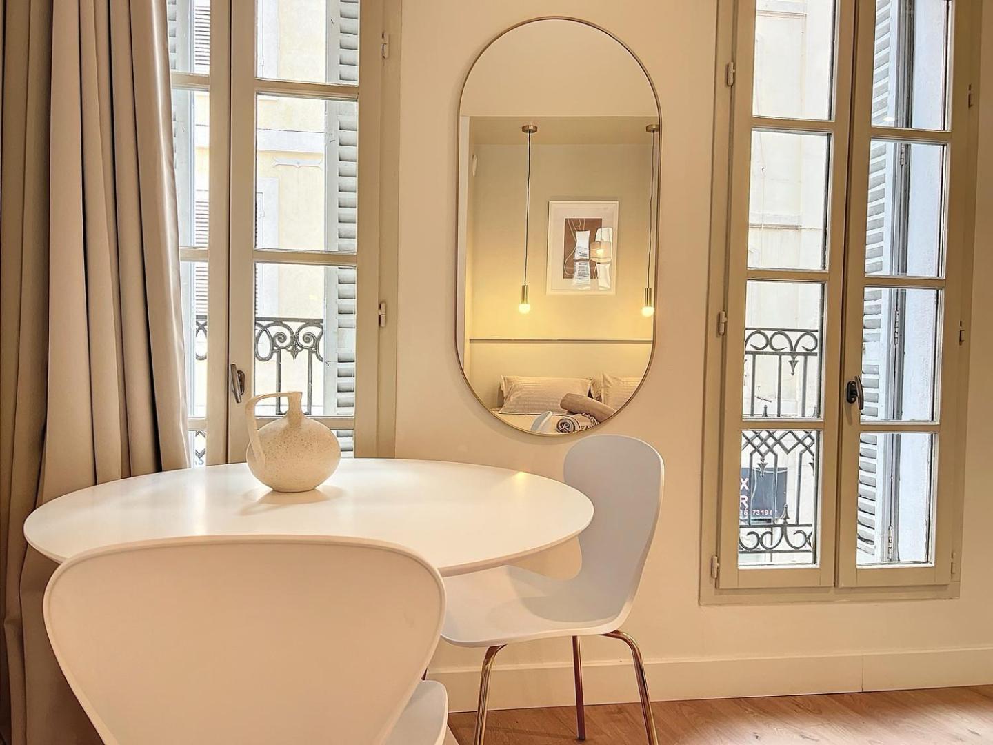 Apartment Elegant - Hyper Centre & Climatisation - Les Freres De La Loc' *